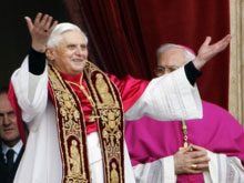 kard. Joseph Ratzinger – papie 
Benedykt XVI